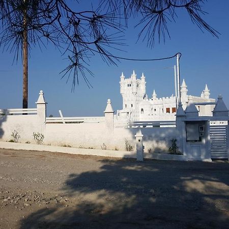 Snow White Castle Apartment Киотари Экстерьер фото
